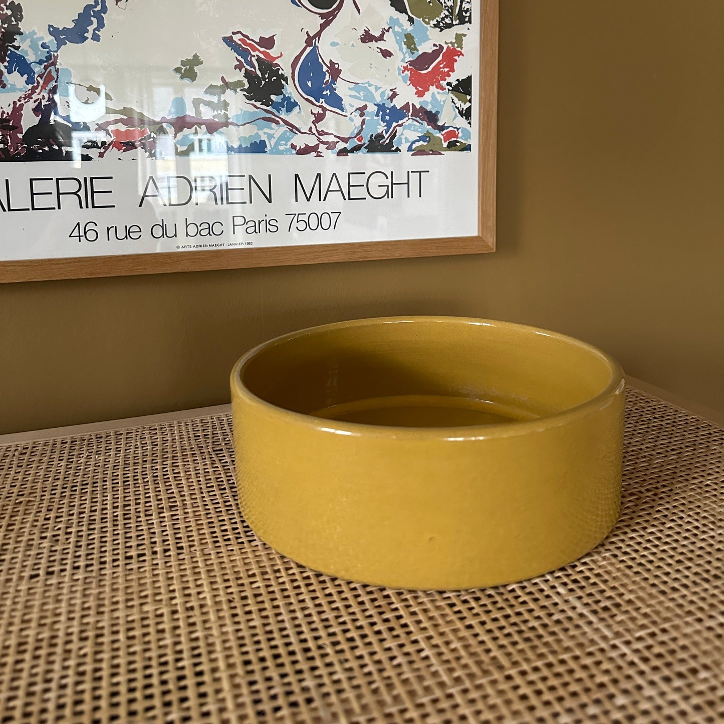 Skål/fad i keramik i en skøn farve