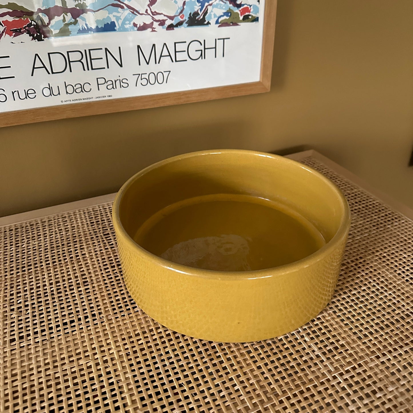 Skål/fad i keramik i en skøn farve