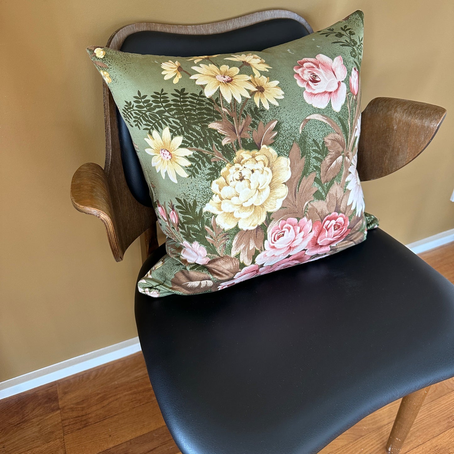 Vintagepudebetræk med lynlås inkl. pudefyld 45x45 cm.