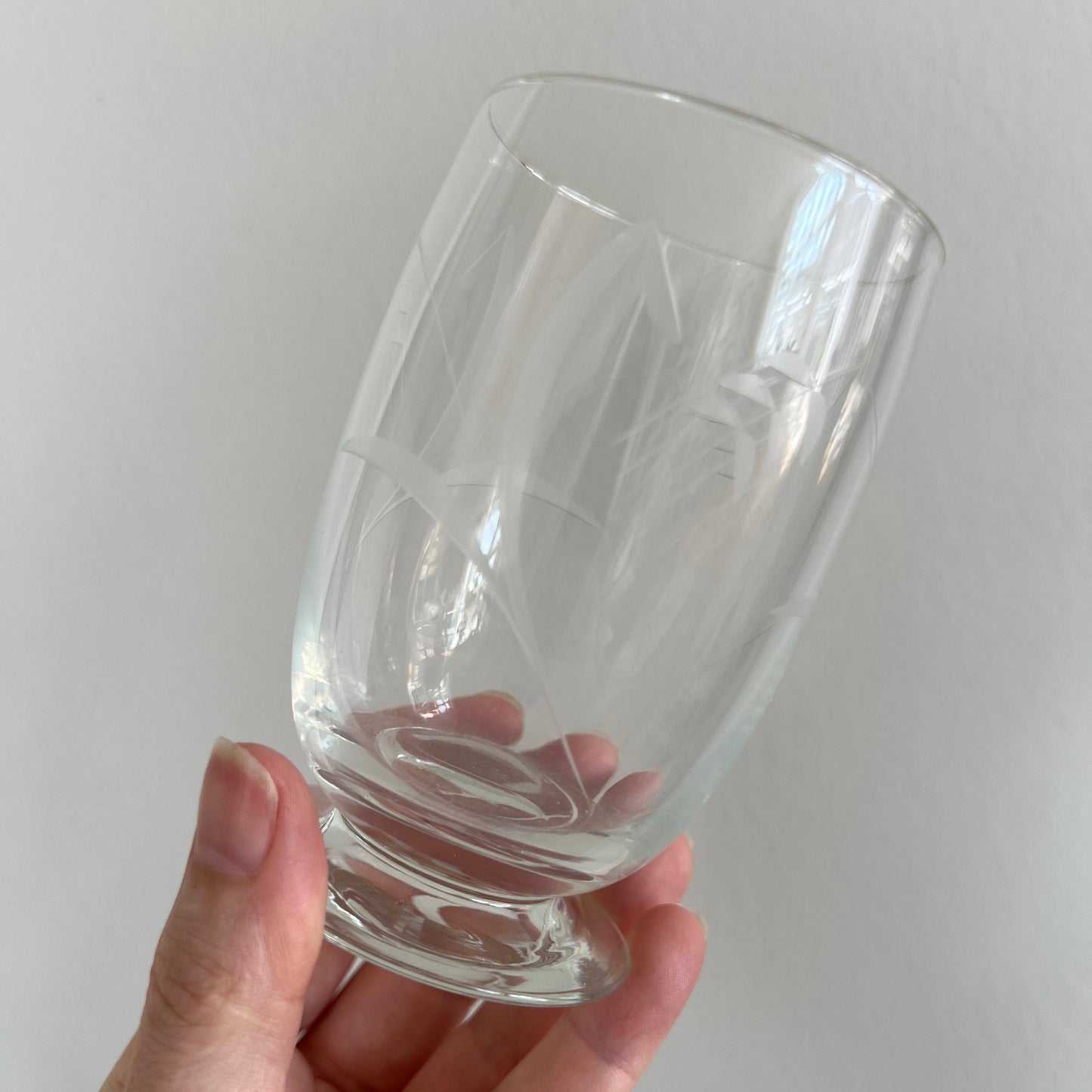 Glas med ciselering på fod - 7 stk.