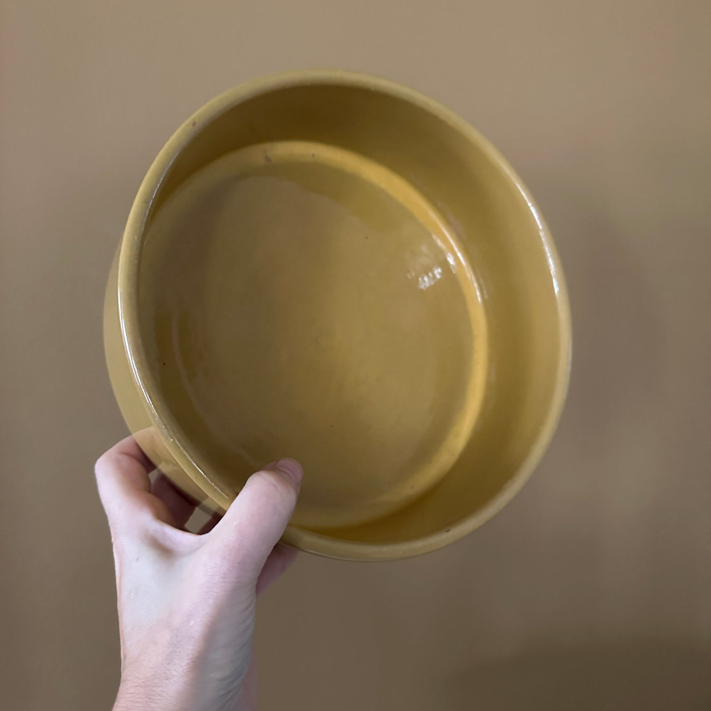 Skål/fad i keramik i en skøn farve