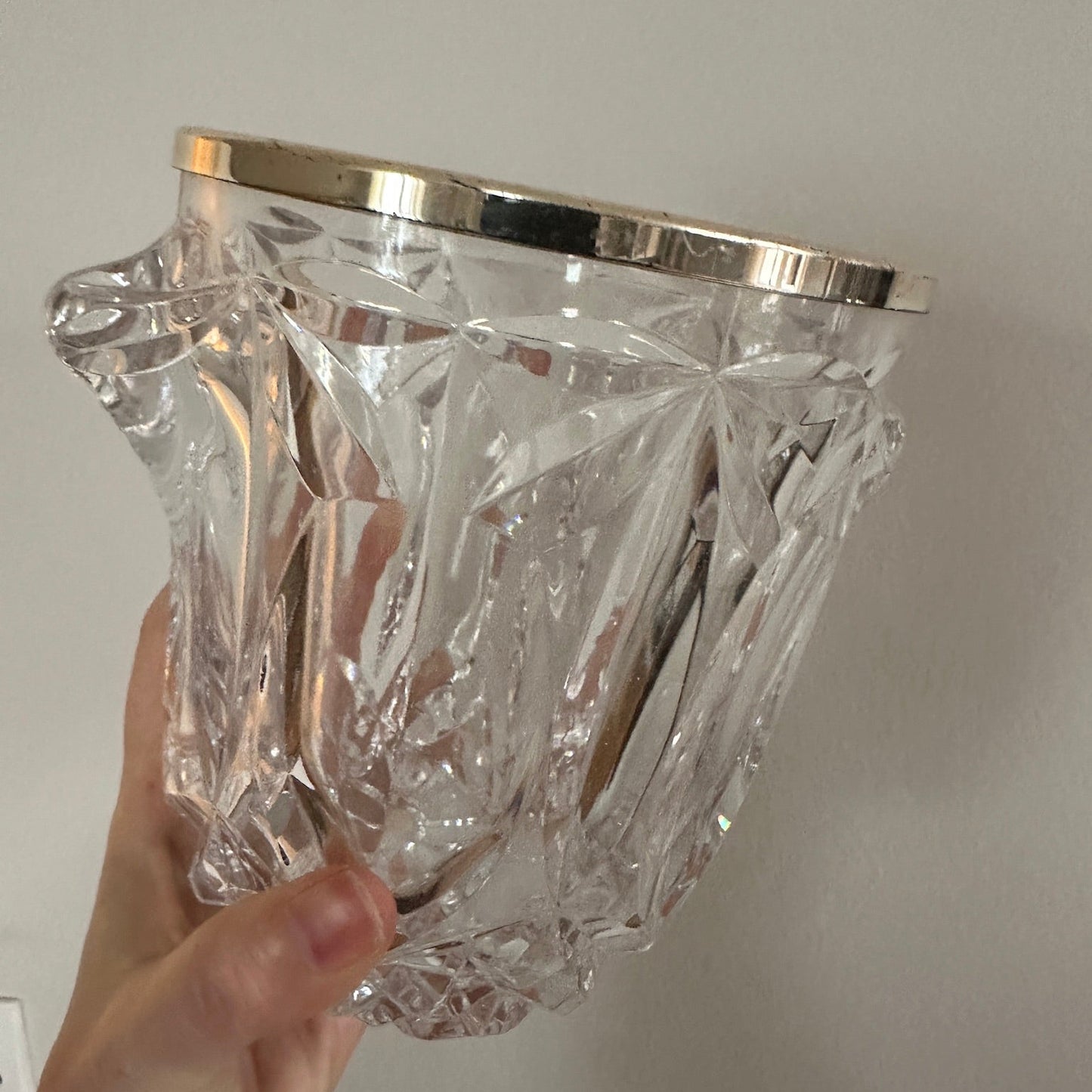Isspand af krystalglas med "sølv" kant