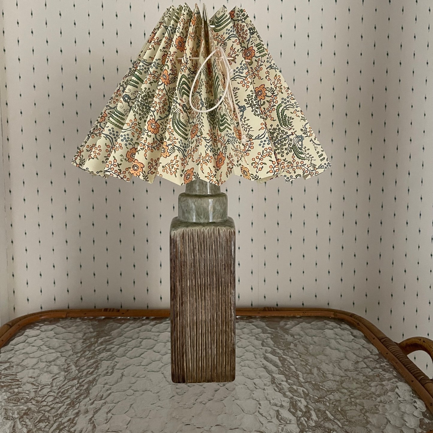 bølge Risikabel ur Håndfoldet plisseret lampeskærm af papir – Vintage Room