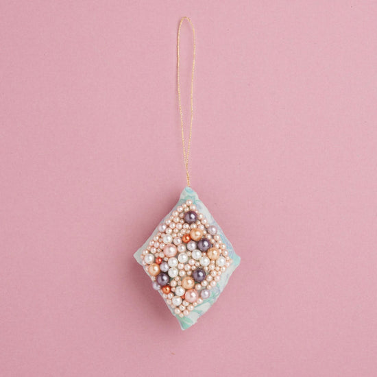 Rhomb SILK Ornament Diamond